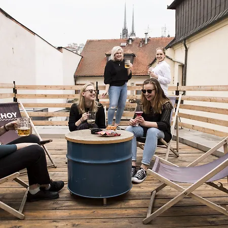 ホステル イレブン