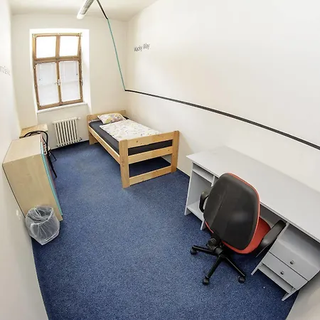 ホステル イレブン ブルノ